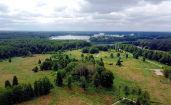 Działki nad jeziorem Niesłysz