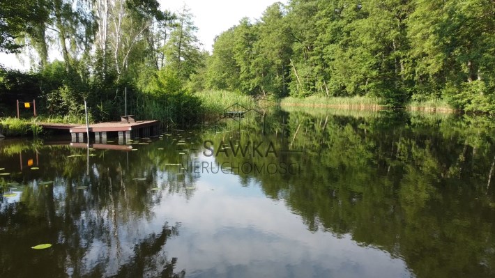 Działki budowlane nad jeziorem i kanałem