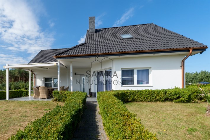 Na sprzedaż 1,3 ha zagospodarowane nad jeziorem, l