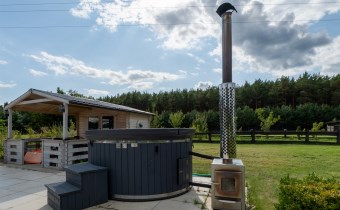 Posiadlóść nad jeziorem na sprzedaż