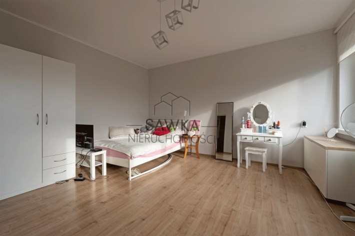 Dom w zabudowie bliźniaczej na sprzedaż.