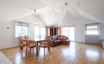 Do wynajęcia unikalny apartament jednopoziomowy