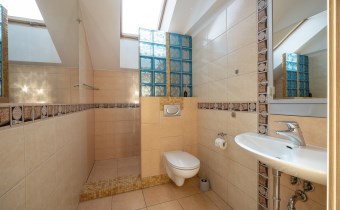 Do wynajęcia unikalny apartament jednopoziomowy