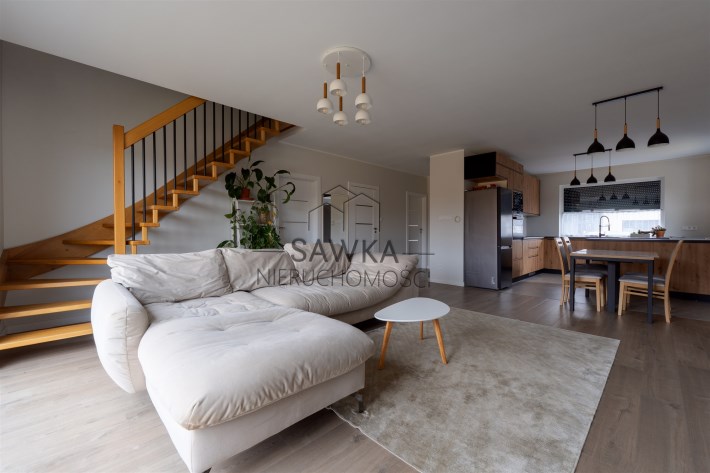 Nowoczesny dom bliźniak na sprzedaż – gotowy do za