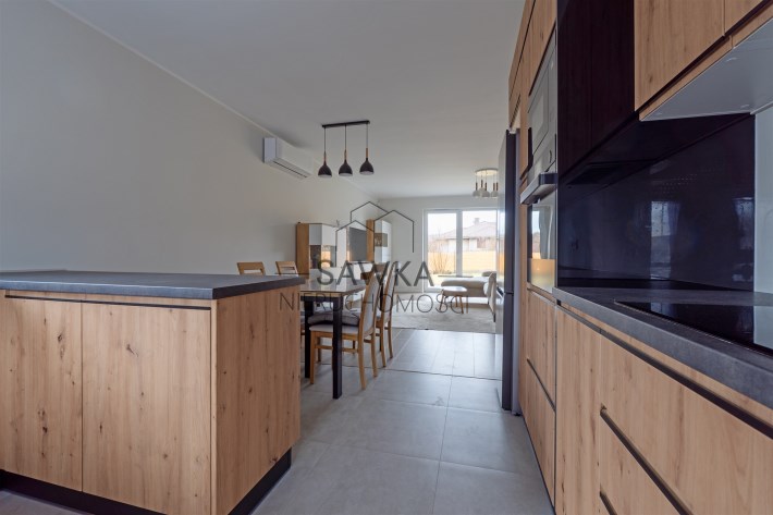 Sprzedaż domu z ogrodem – Racula, spokojna część Z