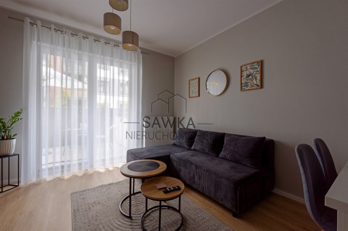 Salon – Łężyca-Inwestycyjna, Zielona Góra