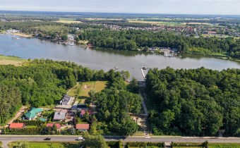 Widok z lotu ptaka na działkę w Sławie w pobliżu J