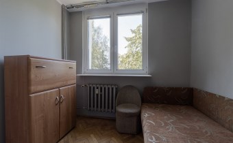 Pokój z widokiem na zieleń | mieszkanie przy ul. M