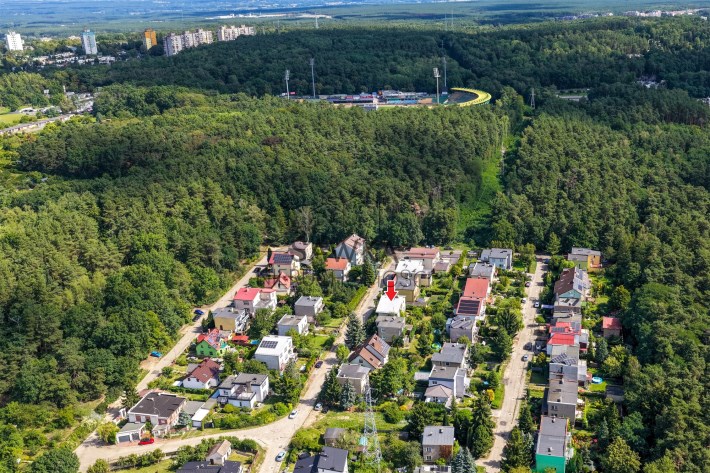Dom z duszą, spokojne otoczenie, bliskość lasu i c